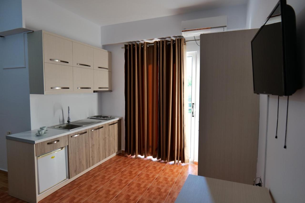 Saranda Inn Rooms & Apartments Exteriör bild