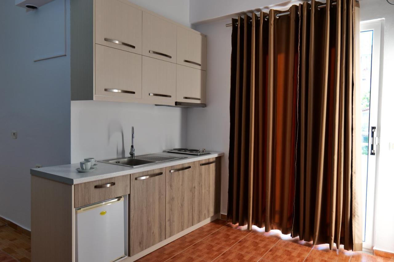 Saranda Inn Rooms & Apartments Exteriör bild