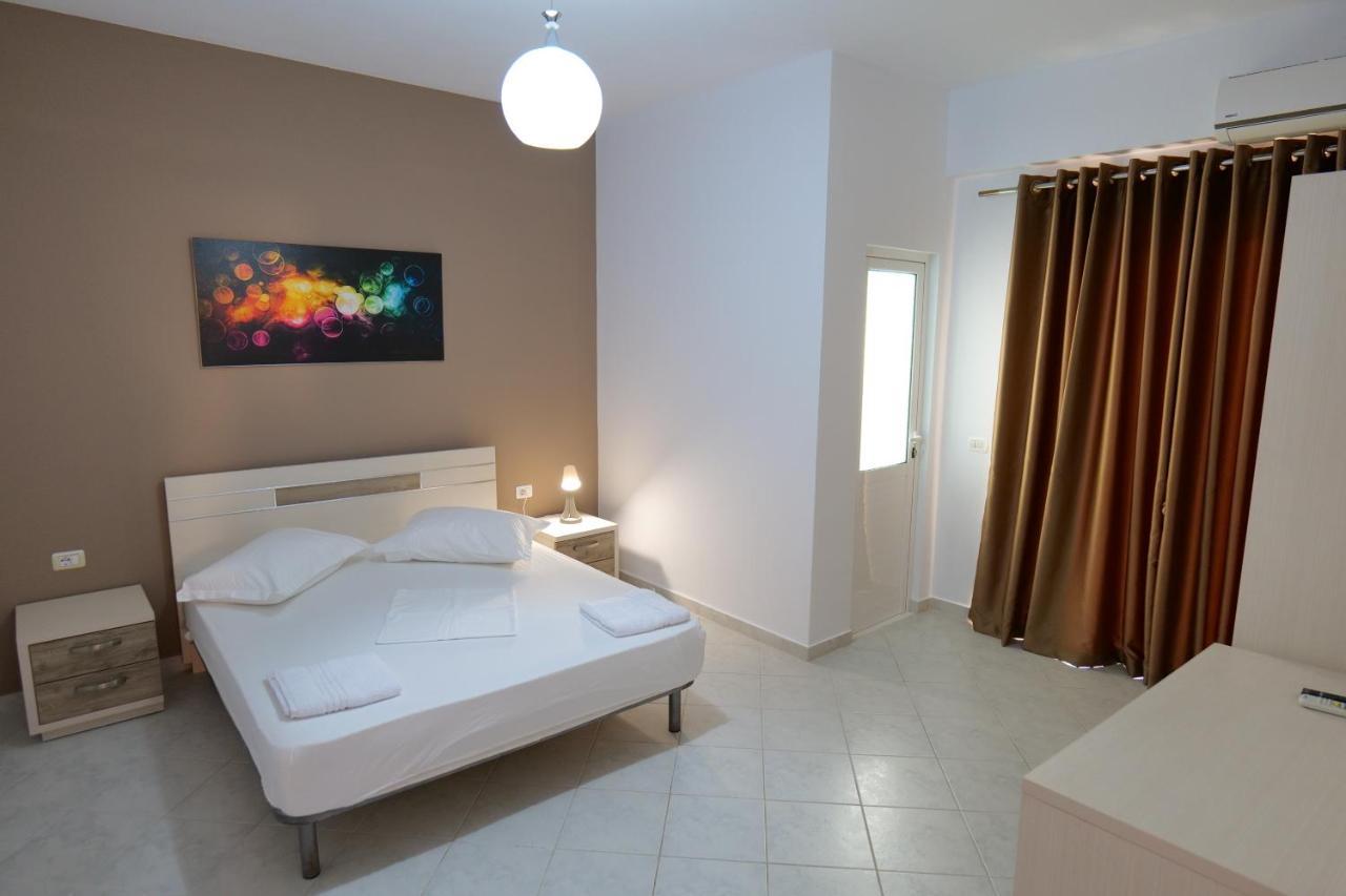 Saranda Inn Rooms & Apartments Exteriör bild